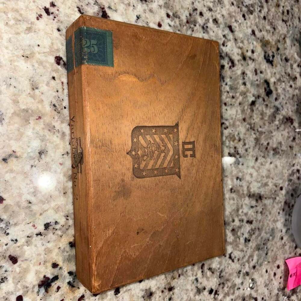 Eli5 Varieties No. 2 Wooden Cigar Box
